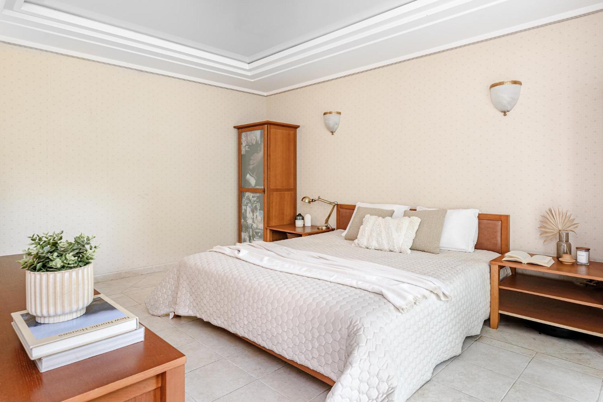 Jacuzzi Apartments X Free Parking X Self Check-In 24X7 By H&H VNO Eksteriør billede