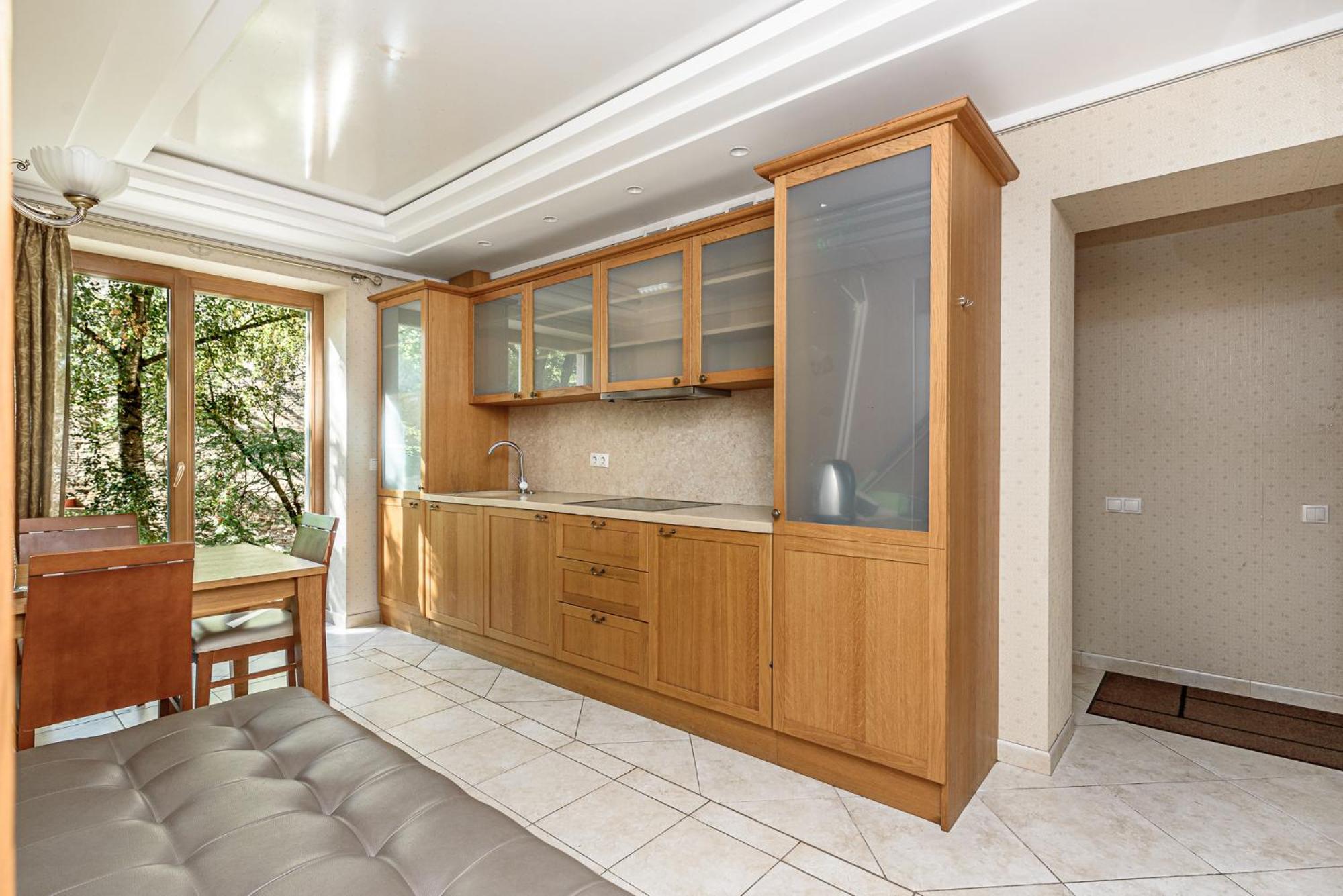 Jacuzzi Apartments X Free Parking X Self Check-In 24X7 By H&H VNO Eksteriør billede