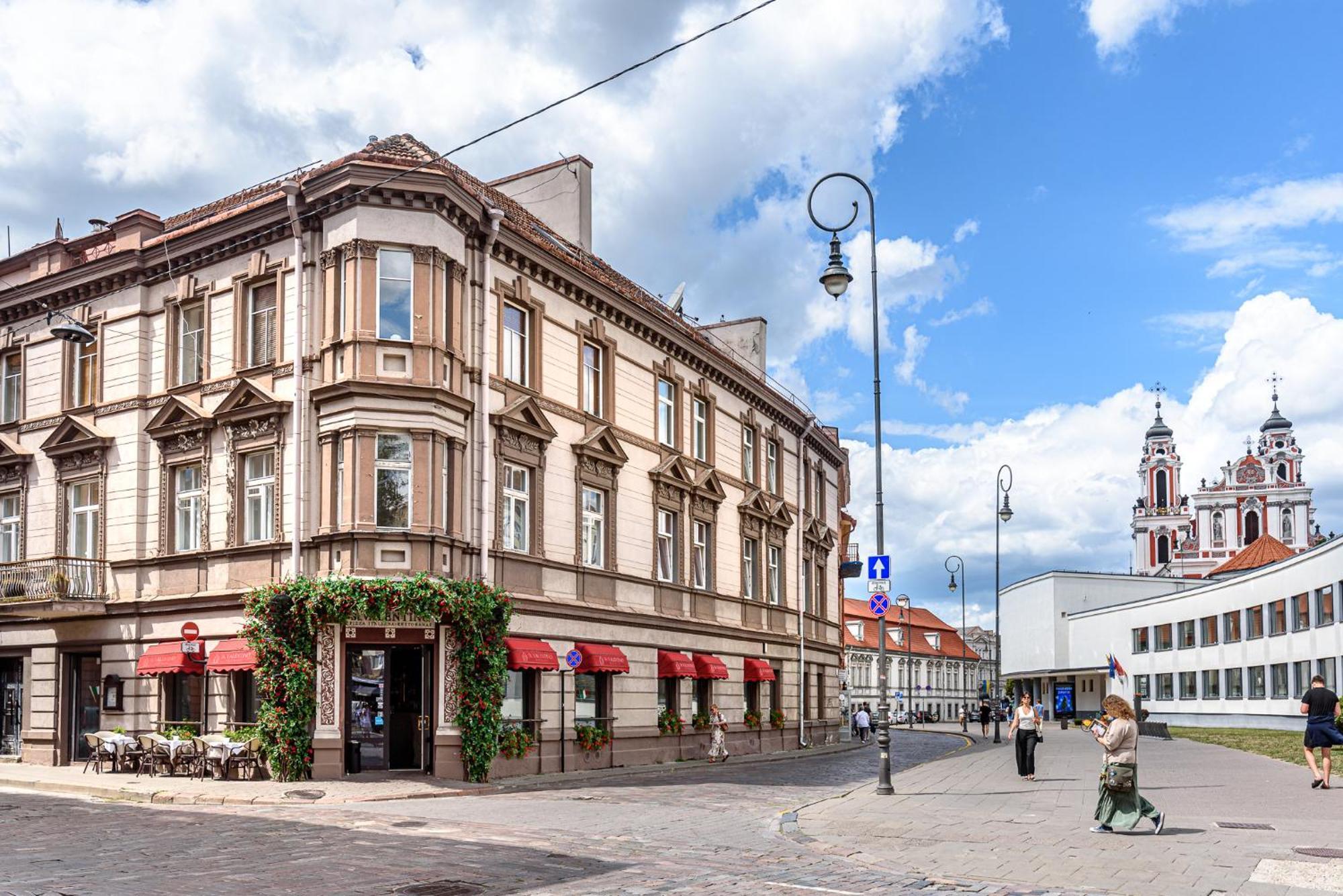 Jacuzzi Apartments X Free Parking X Self Check-In 24X7 By H&H VNO Eksteriør billede